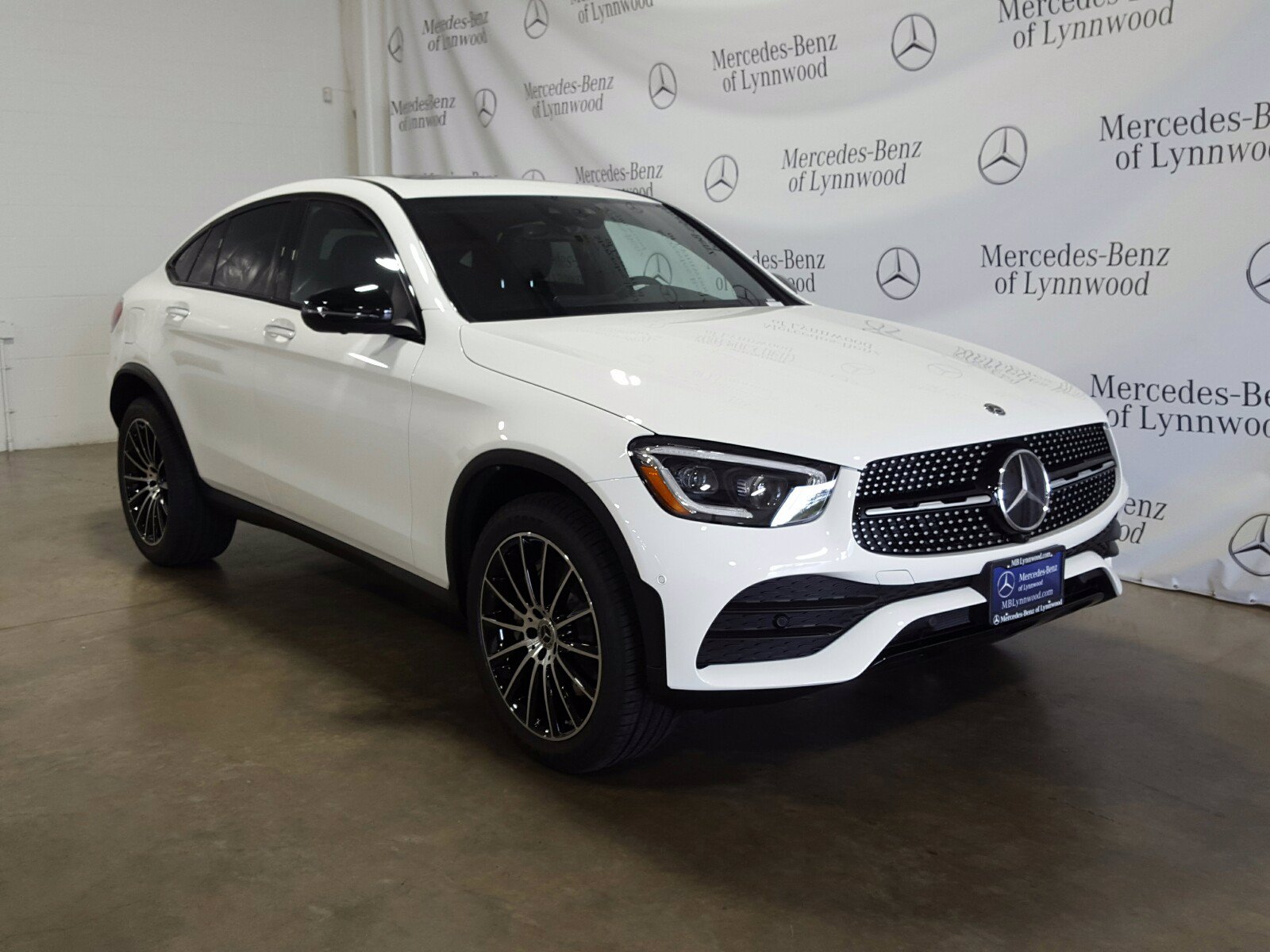 New 2020 Mercedes Benz Glc Glc 300 4matic® Coupe Coupe In Lynnwood 202888 Mercedes Benz Of 4310