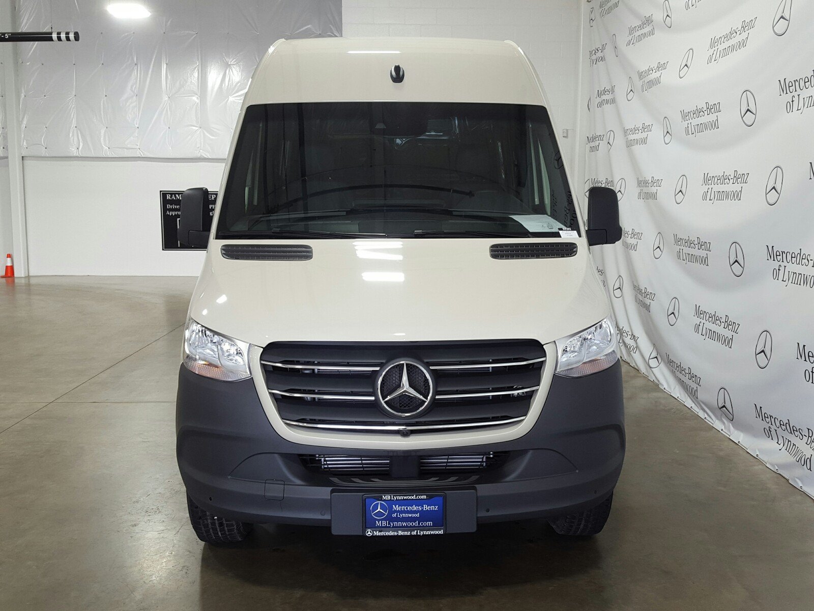 New 2019 Mercedes-Benz Sprinter Cargo Van 2500 High Roof V6 144 RWD