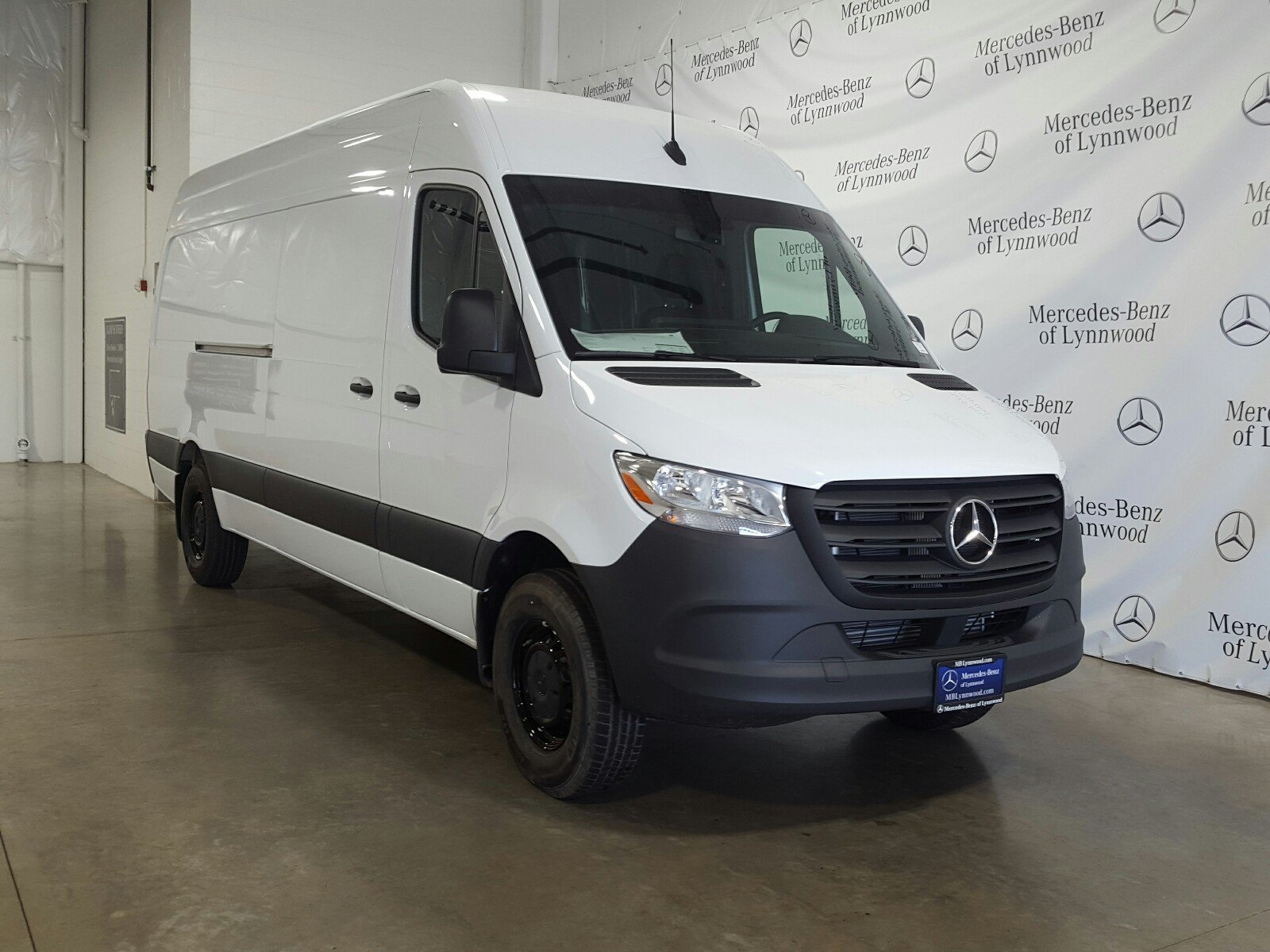 New 2019 Mercedes Benz Sprinter Cargo Van 2500 High Roof I4 170 Rwd