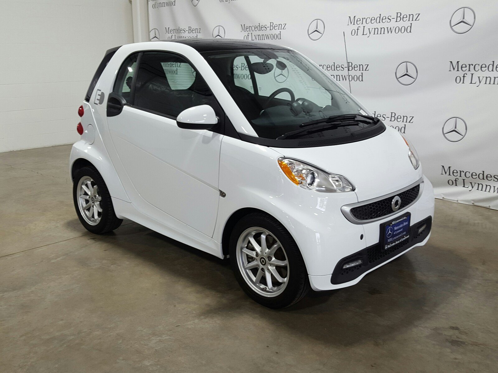 Pre-Owned 2016 Smart Fortwo Electric Drive Smart Passion Coupe Electric ...